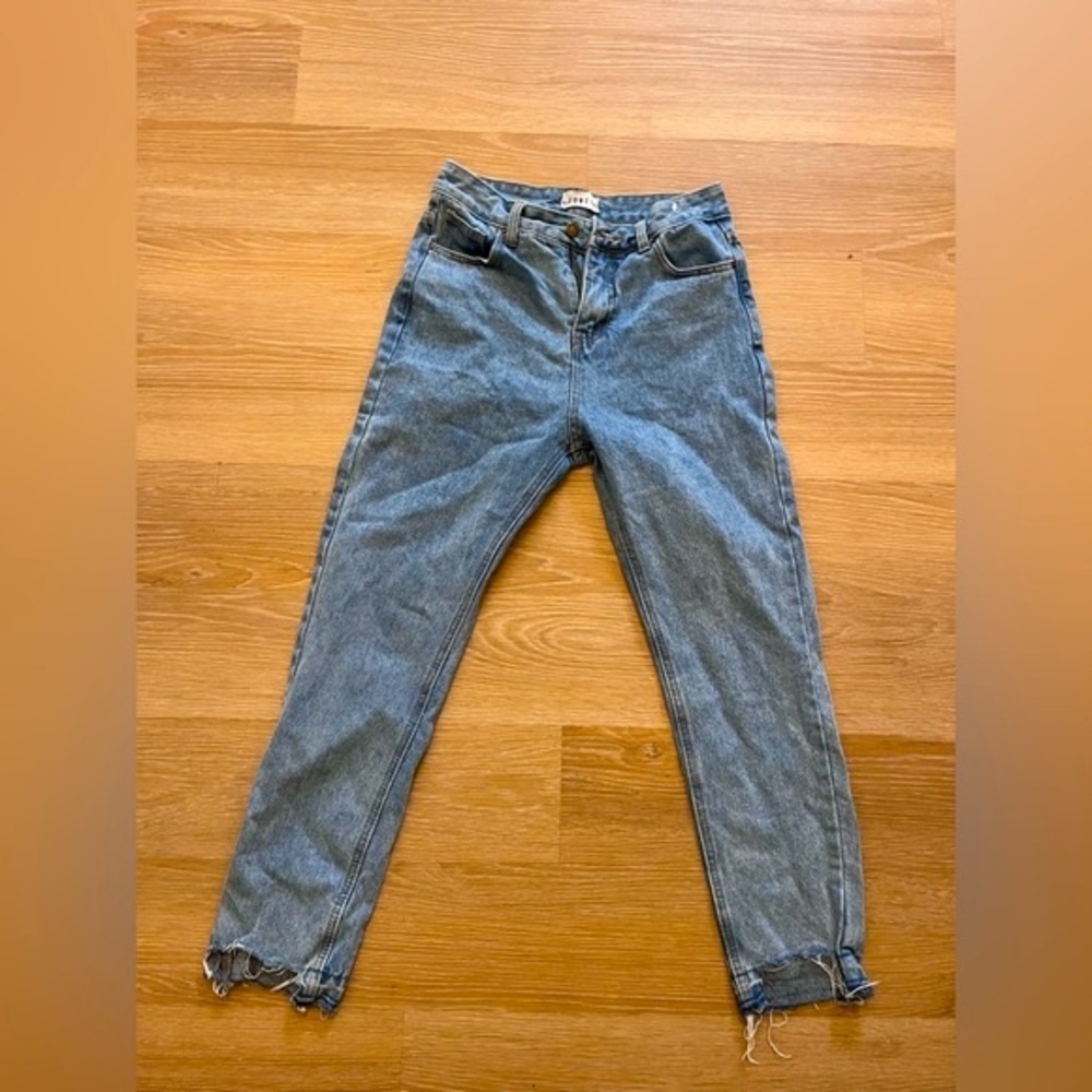 Lioness med wash mom straight jeans